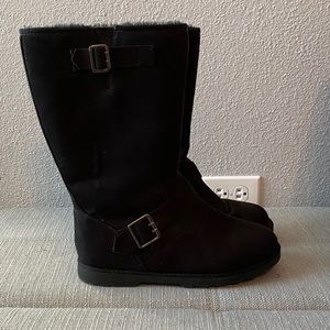 Black Winter boots